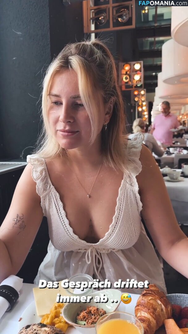 Maren Wolf / jellwolffree / marenwolf Nu OnlyFans  Photo fuitée #205