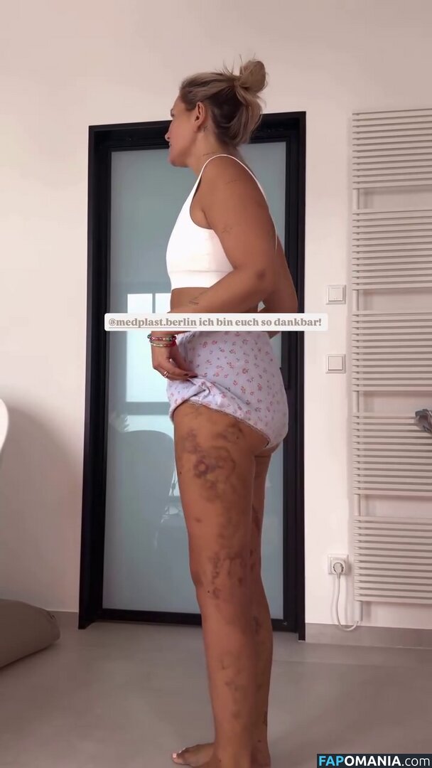 Maren Wolf / jellwolffree / marenwolf Nu OnlyFans  Photo fuitée #2163