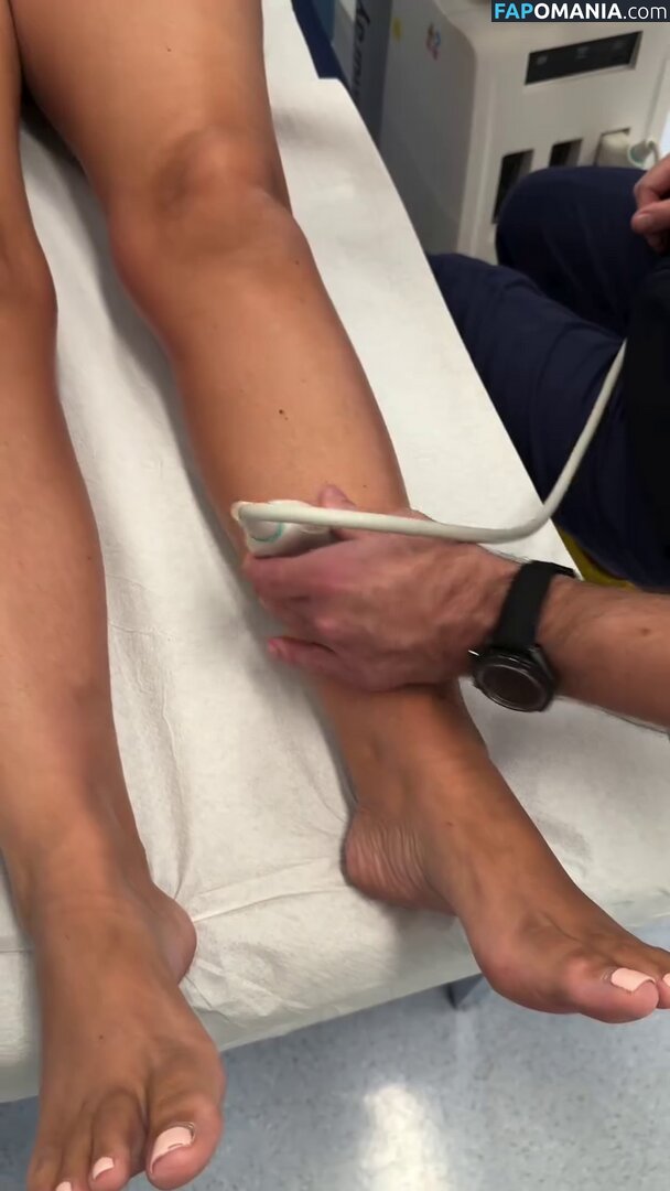 Maren Wolf / jellwolffree / marenwolf Nu OnlyFans  Photo fuitée #2169