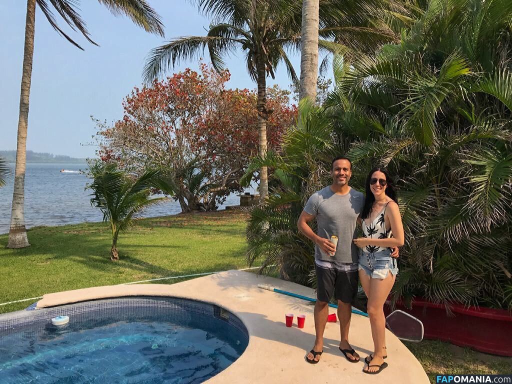 Maria Andrea / andreamezac / https: Nu OnlyFans  Photo fuitée #2