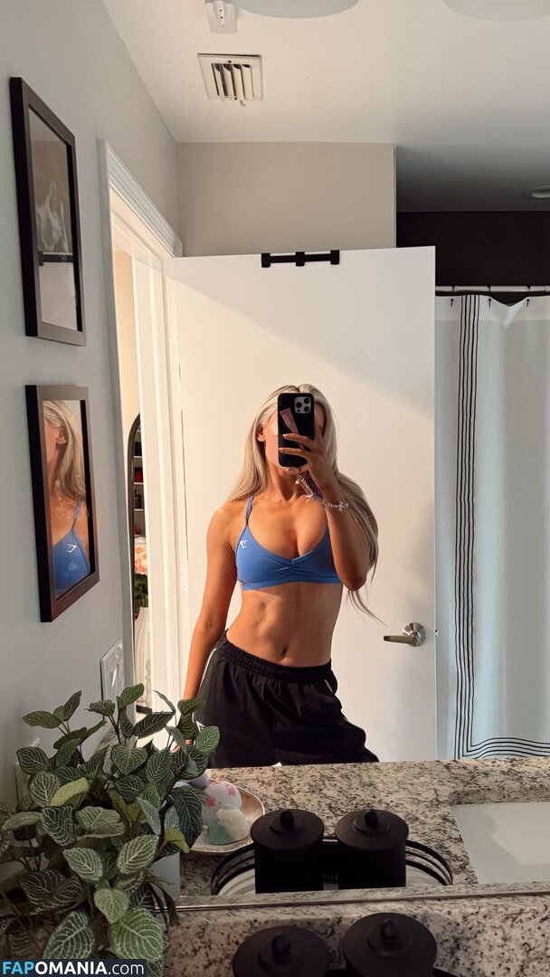 Mariah May / MariahMayx Nu OnlyFans  Photo fuitée #577