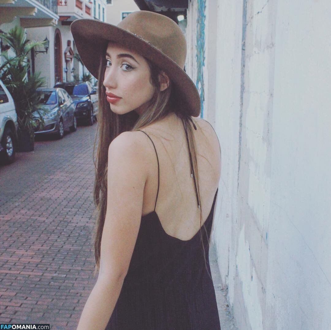 Mariana Morera Vivas / diariodeunmono / https: / m.jmorera Nu OnlyFans  Photo fuitée #7