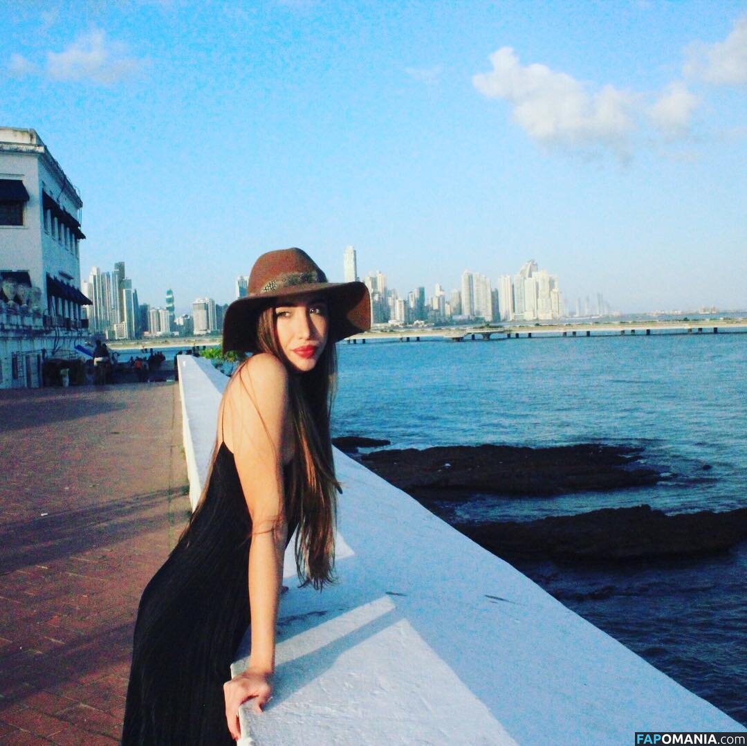 Mariana Morera Vivas / diariodeunmono / https: / m.jmorera Nu OnlyFans  Photo fuitée #18