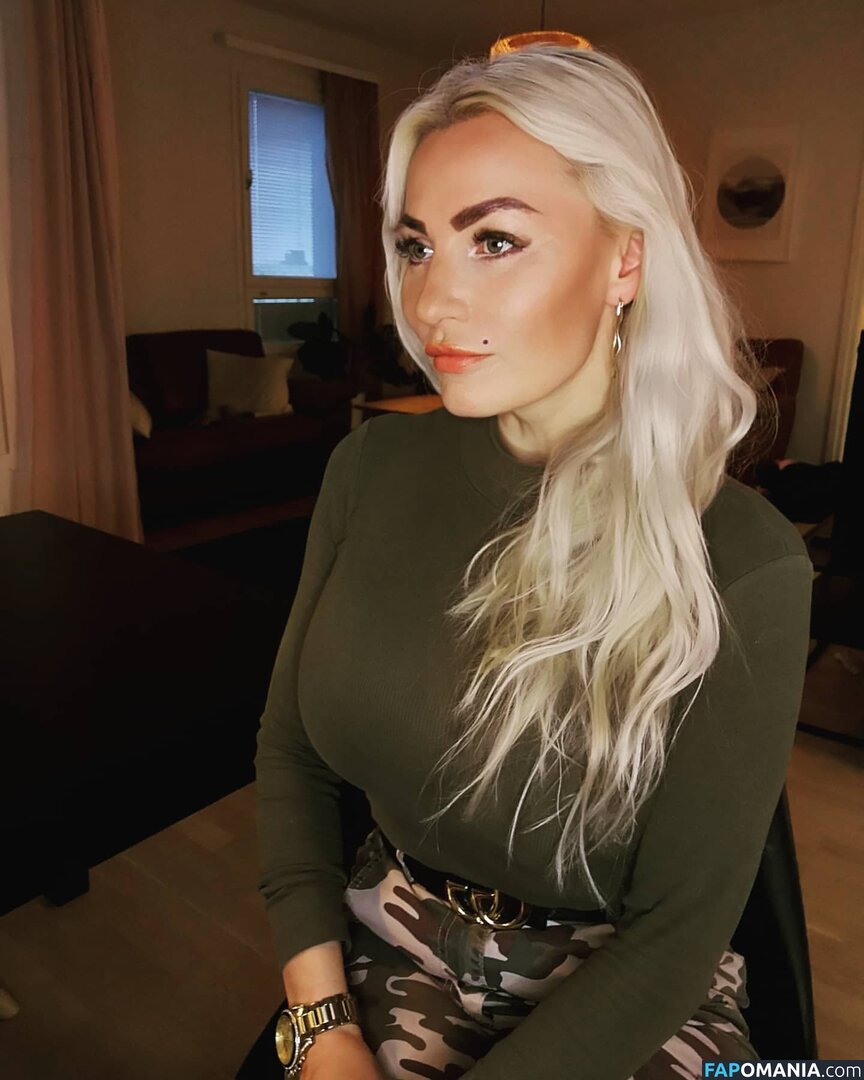 Marika Fingerroos / MarikaFinkku / fingerroos.marika / marikafingerroos Nu OnlyFans  Photo fuitée #50