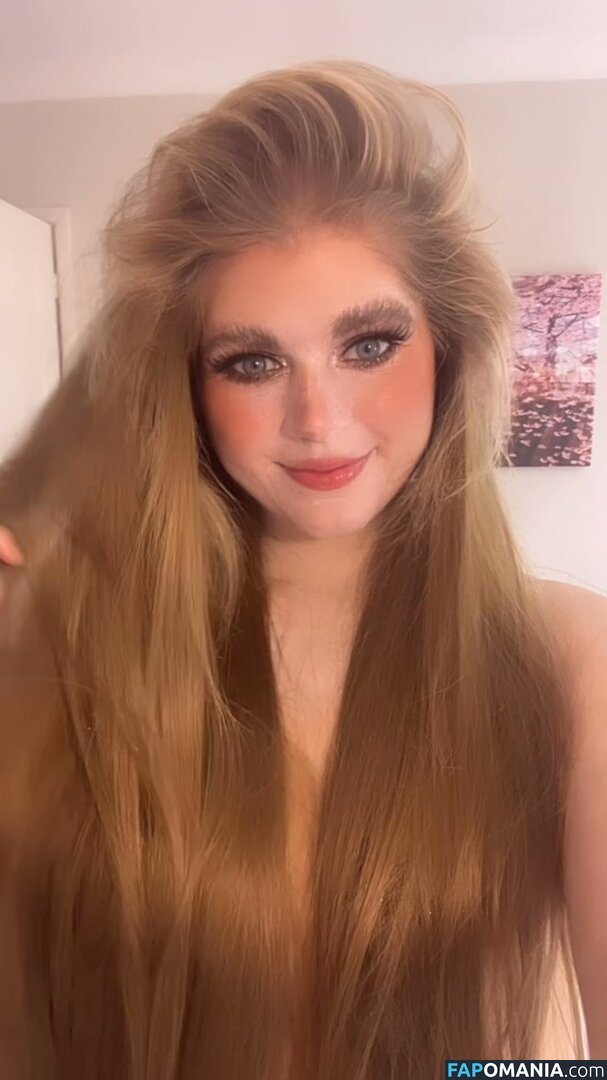 Marina Joyce / marinamewmeow Nu OnlyFans  Photo fuitée #3