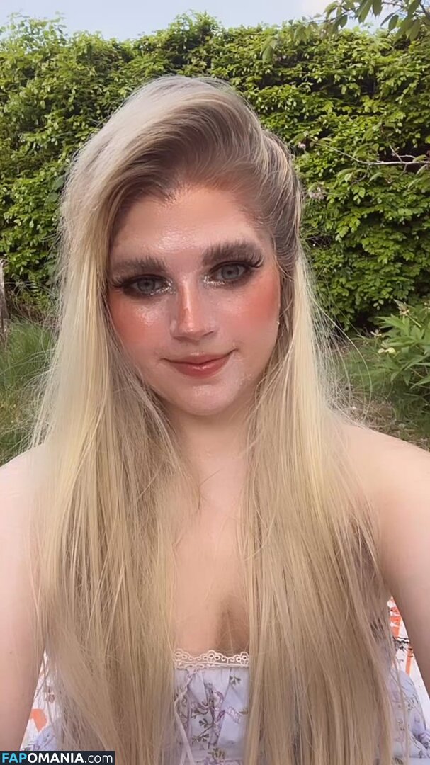 Marina Joyce / marinamewmeow Nu OnlyFans  Photo fuitée #5