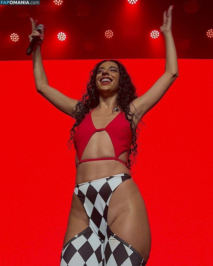 Marina Sena / amarinasena / vic_do_only Nu OnlyFans  Photo fuitée #130