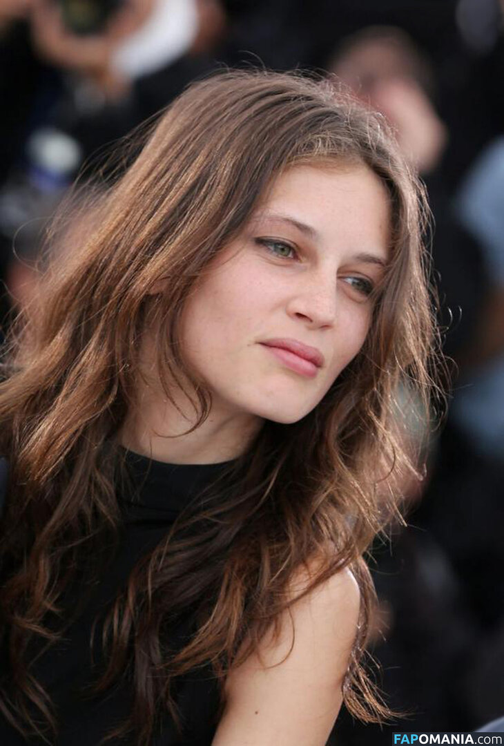 Marine Vacth / https: / marine_vacth / marinvacth Nu OnlyFans  Photo fuitée #6