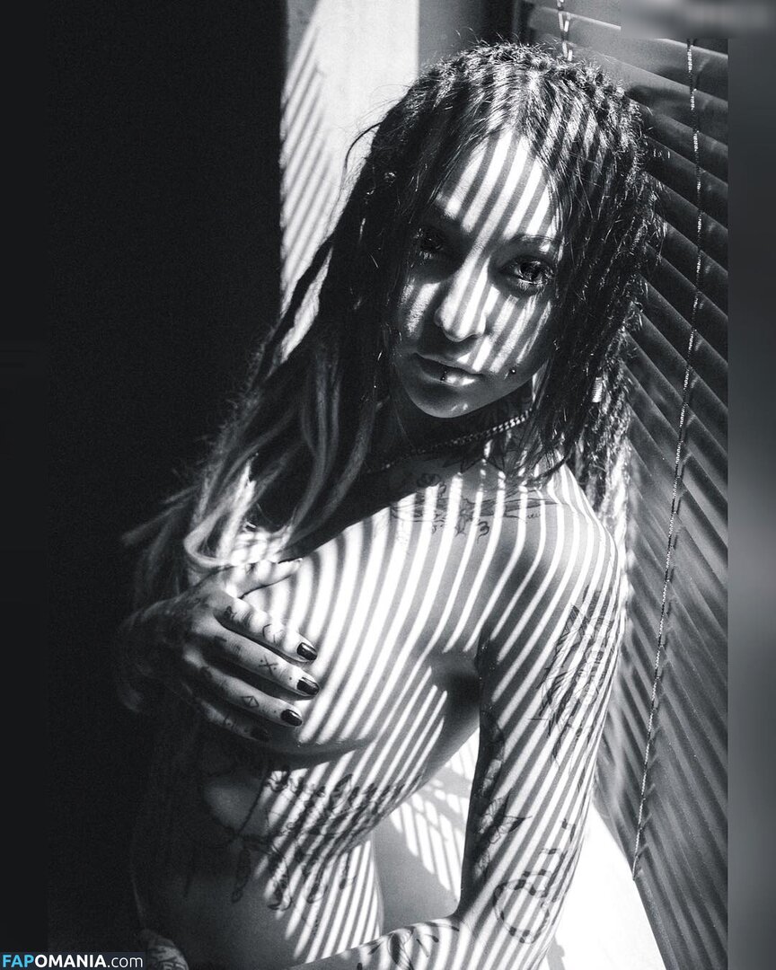 Marry Boeh / Vampvirya / marryboeh / theblxckwolf Nu OnlyFans  Photo fuitée #79