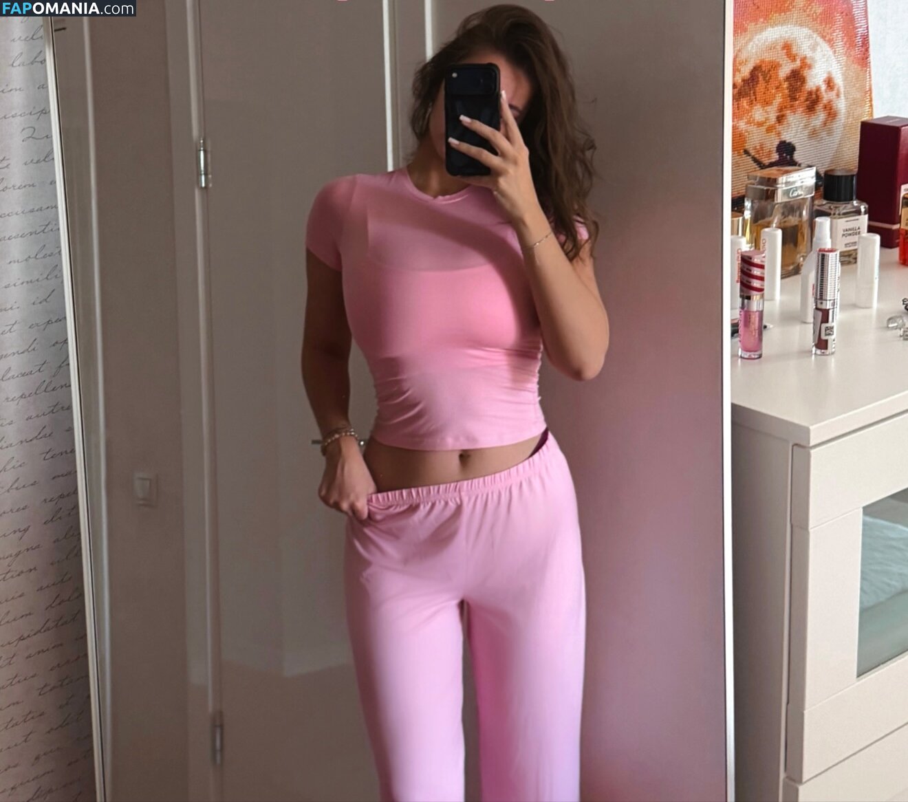Mary Nabokova / Mary.nabokova / mary_nabokova Nu OnlyFans  Photo fuitée #303