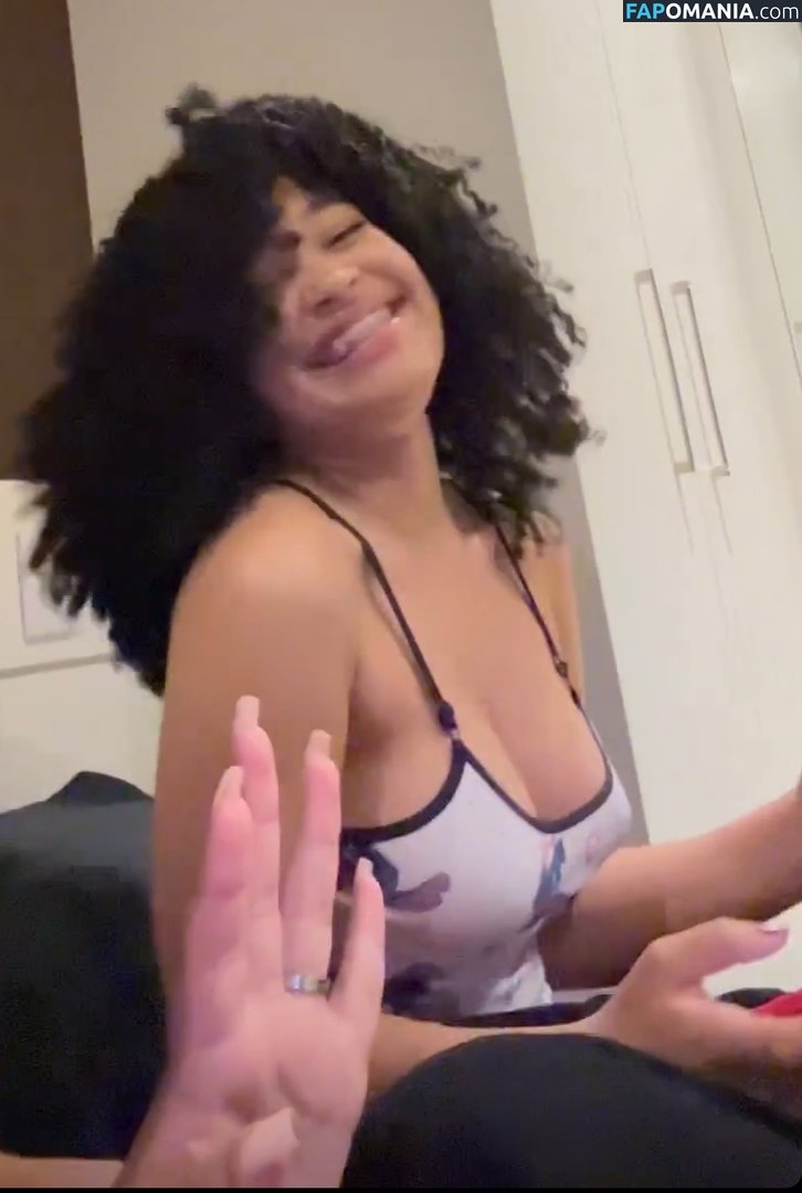 Marycuriell Nu OnlyFans  Photo fuitée #9