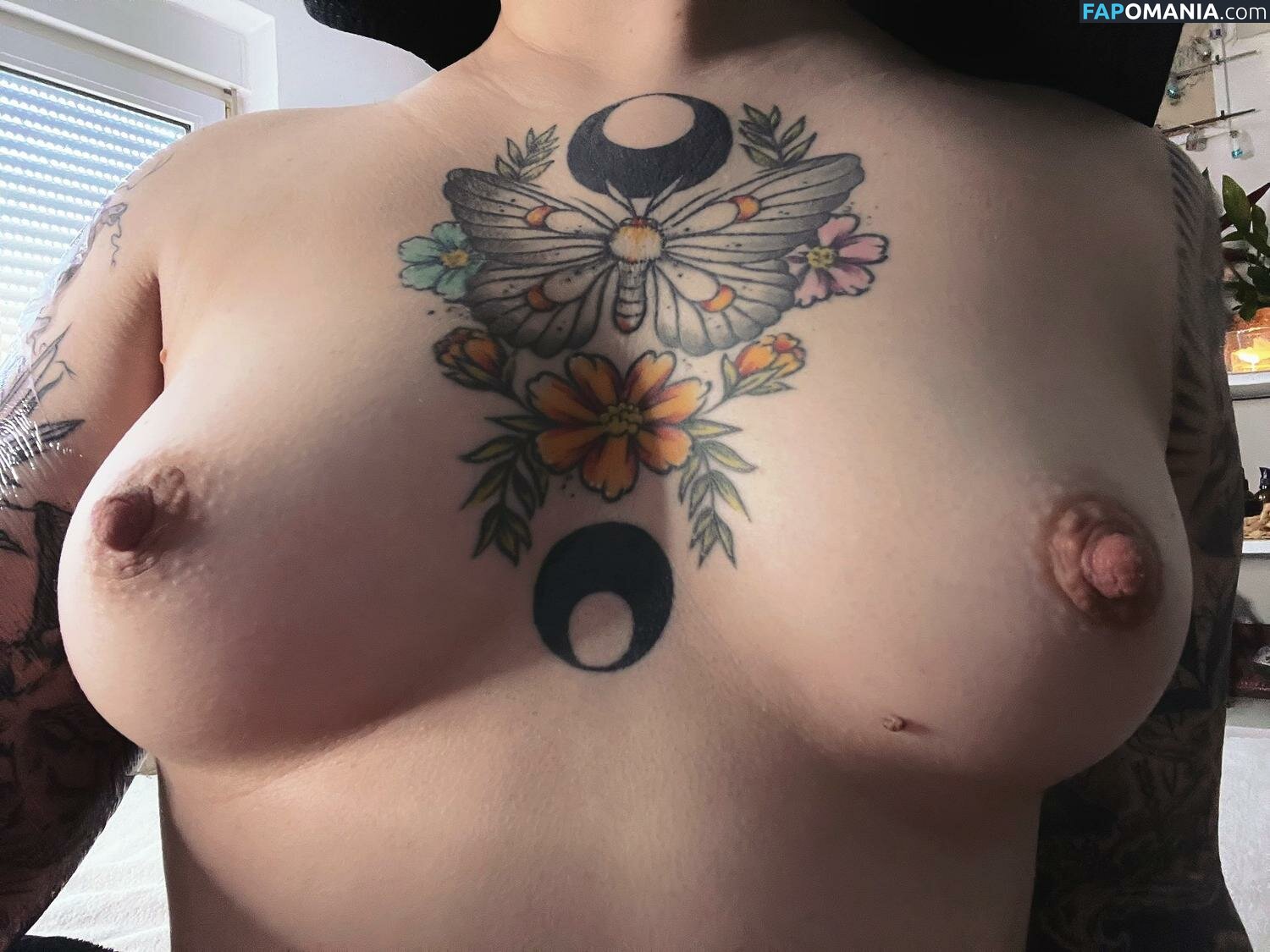 Repulsive_Fall_3062 / marysaccharine / marysaccharine_ Nu OnlyFans  Photo fuitée #24