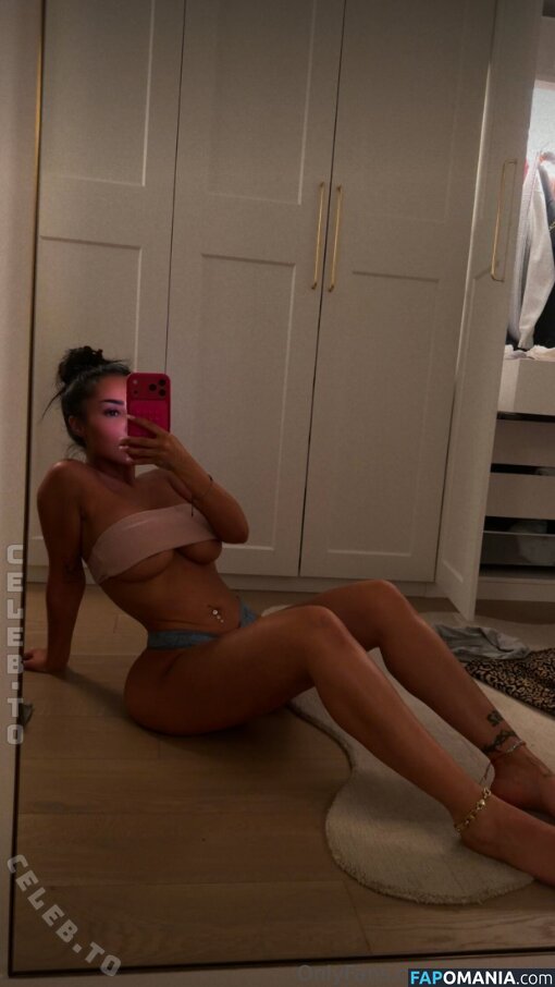 Maryscrib / marys.crib Nu OnlyFans  Photo fuitée #4