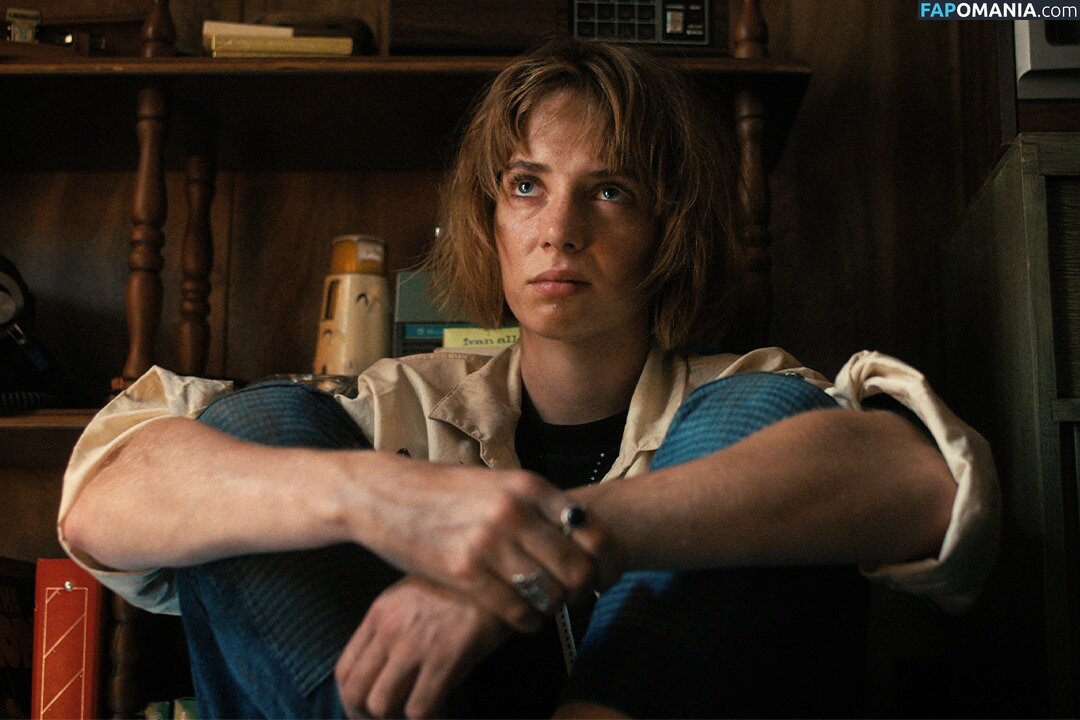 Maya Hawke / maya_hawke / neohawk2 Nu OnlyFans  Photo fuitée #473