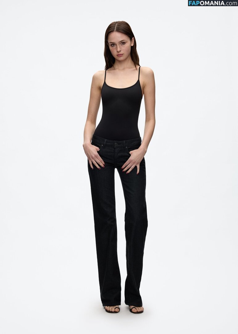 Mazzy Joya / mazzy7 / mazzyjoya / petalspliff Nu OnlyFans  Photo fuitée #31