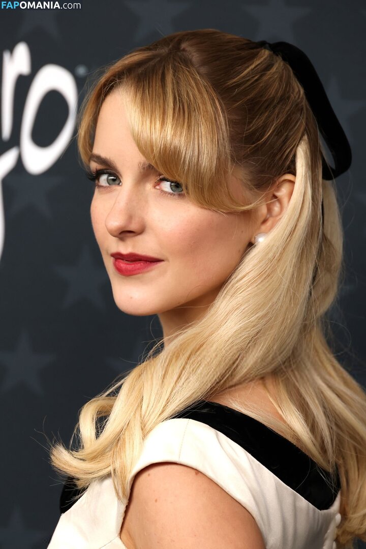 Mckenna Grace / mckennagrace / mckennagraceful Nu OnlyFans  Photo fuitée #181