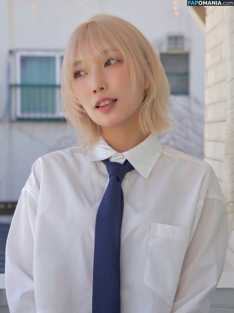 Mea Shimotsuki / https: / melomea030 Nu OnlyFans  Photo fuitée #3