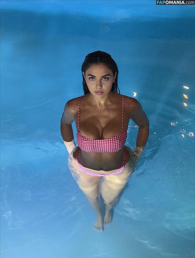 MeeraRai / meeraraefree / meerarai.chouhan Nu OnlyFans  Photo fuitée #3