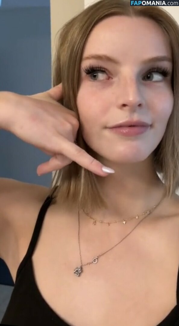 Meg_155 / Megc_155 Nu OnlyFans  Photo fuitée #29