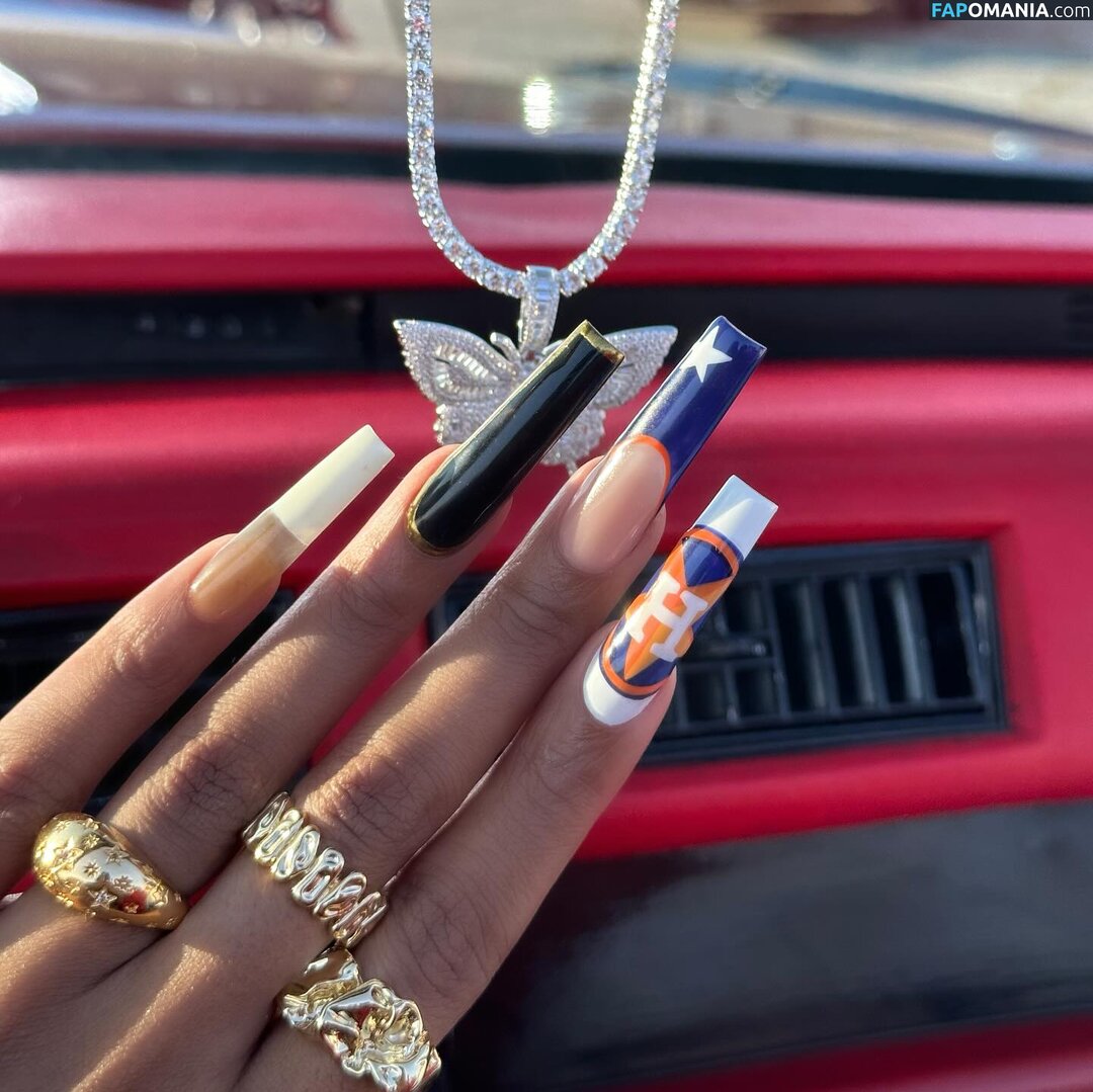 Megan Thee Stallion / megsss_91 / theestallion Nu OnlyFans  Photo fuitée #47