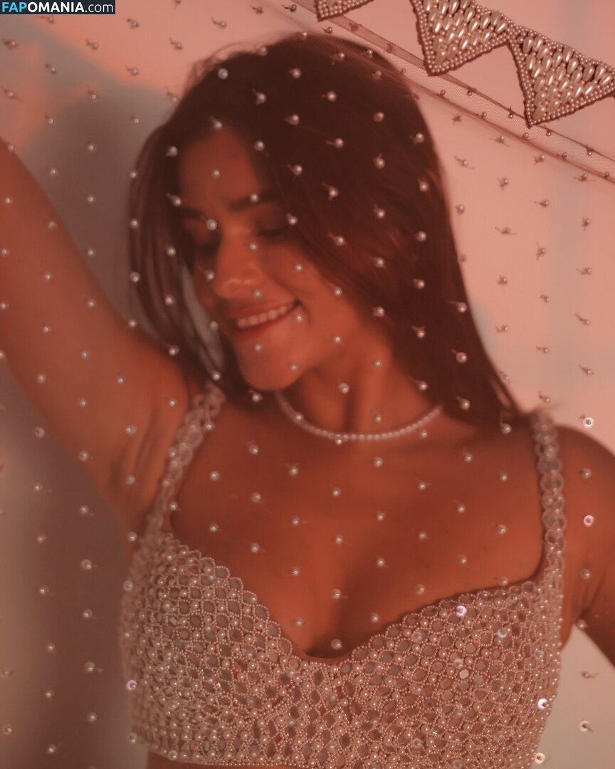 Meghna Kaur / shetroublemaker Nu OnlyFans  Photo fuitée #14