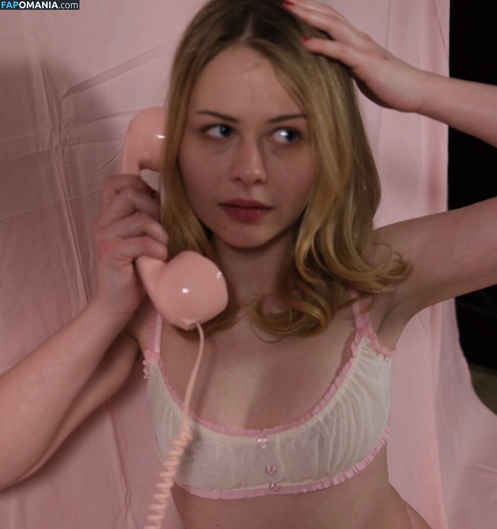 cookiebabigirl / megmaybekinda Nu OnlyFans  Photo fuitée #4