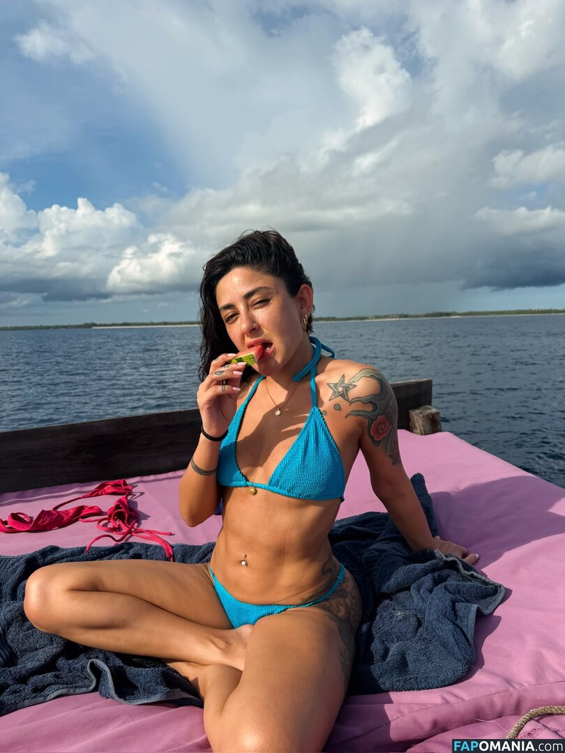 Melek Mosso / melekmosso Nu OnlyFans  Photo fuitée #6