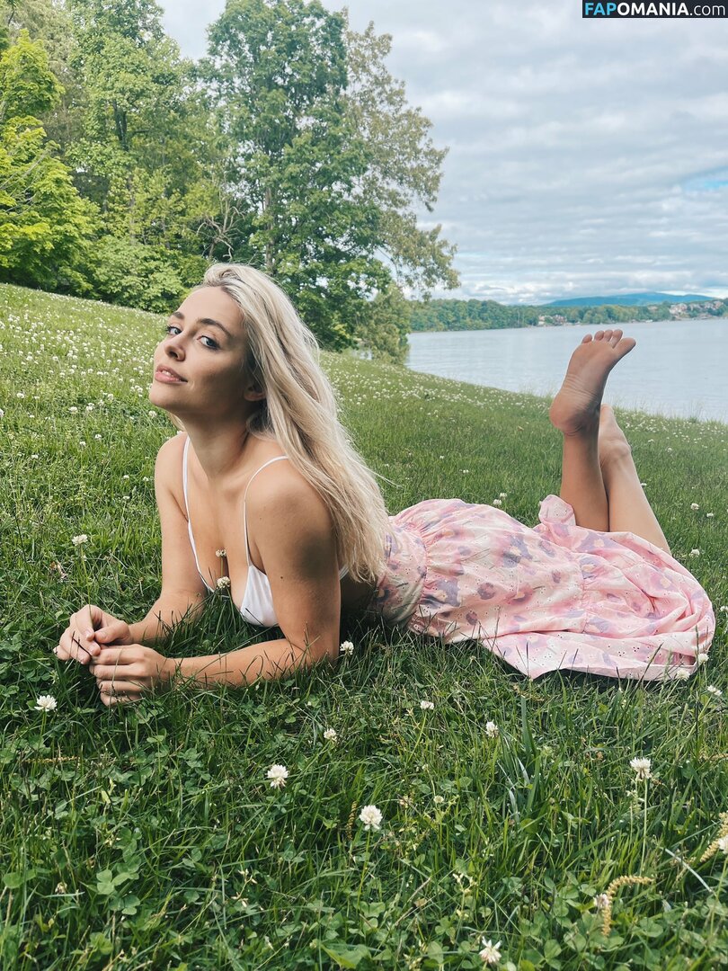 Melina Goransson / melina / melina.goransson / melina_goransson Nu OnlyFans  Photo fuitée #9
