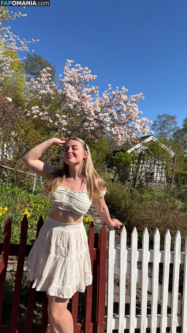 Melina Goransson / melina / melina.goransson / melina_goransson / melinagoransso6 / themelinagoransson Nu OnlyFans  Photo fuitée #756