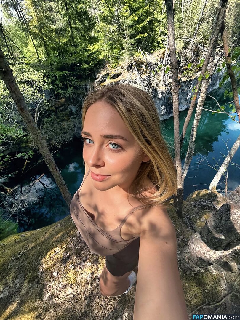 Melina Goransson / melina / melina.goransson / melina_goransson / melinagoransso6 / themelinagoransson Nu OnlyFans  Photo fuitée #767