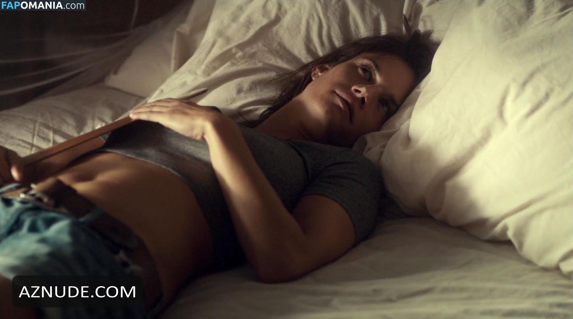 Melissa Peregrym Nu OnlyFans  Photo fuitée #9