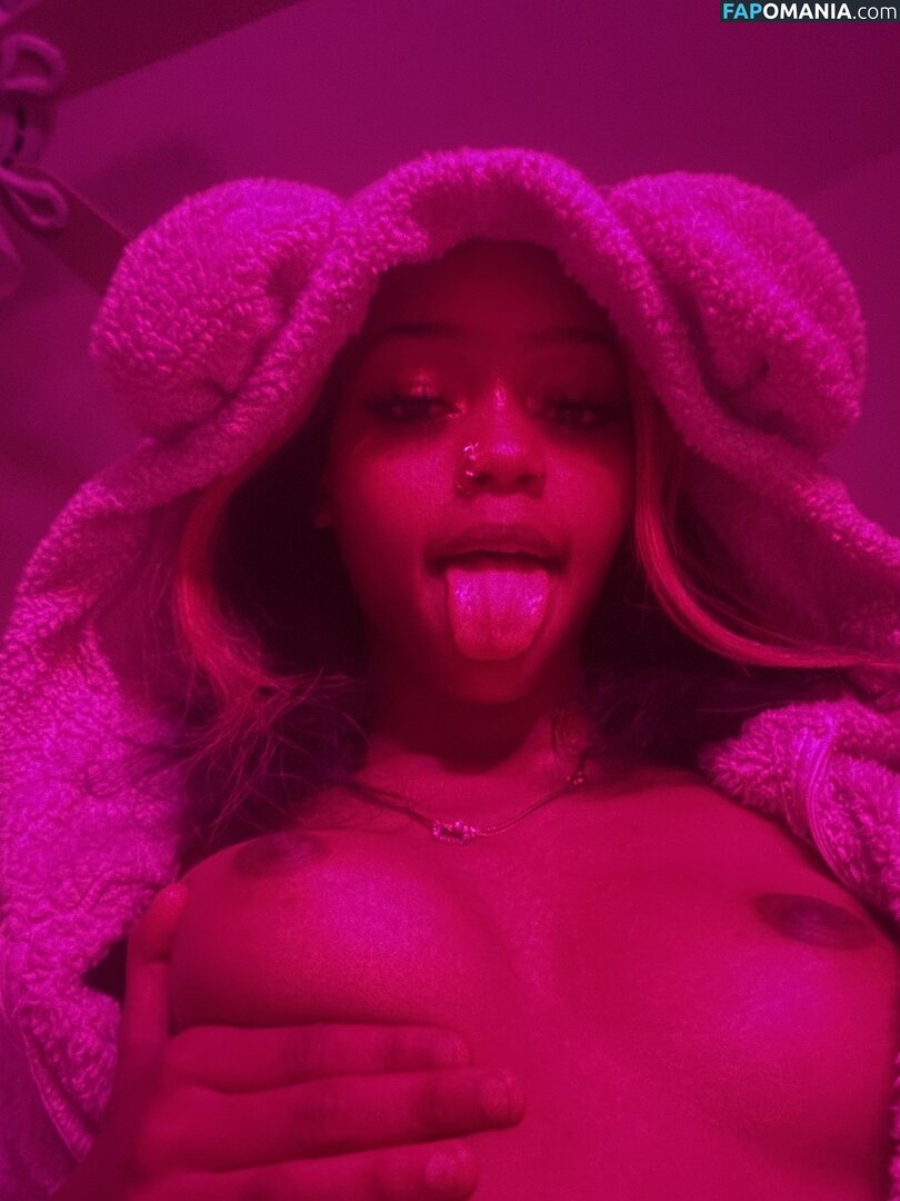 Melodynichole / __melodynicole Nu OnlyFans  Photo fuitée #1