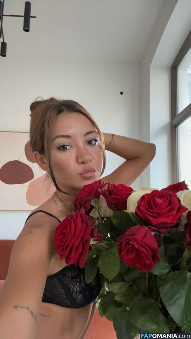 Merve Özkan / merv.ozkn Nu OnlyFans  Photo fuitée #3