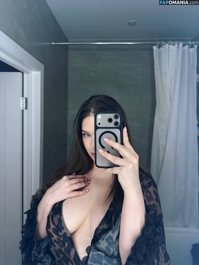 mi.saifutdinova / mi_saifutdinova / Мила Сайфутдинова Nu OnlyFans  Photo fuitée #4