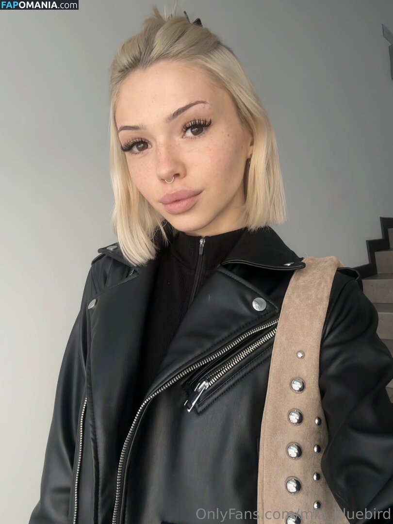 _iam_bluebird_ / mia_bluebird Nu OnlyFans  Photo fuitée #1