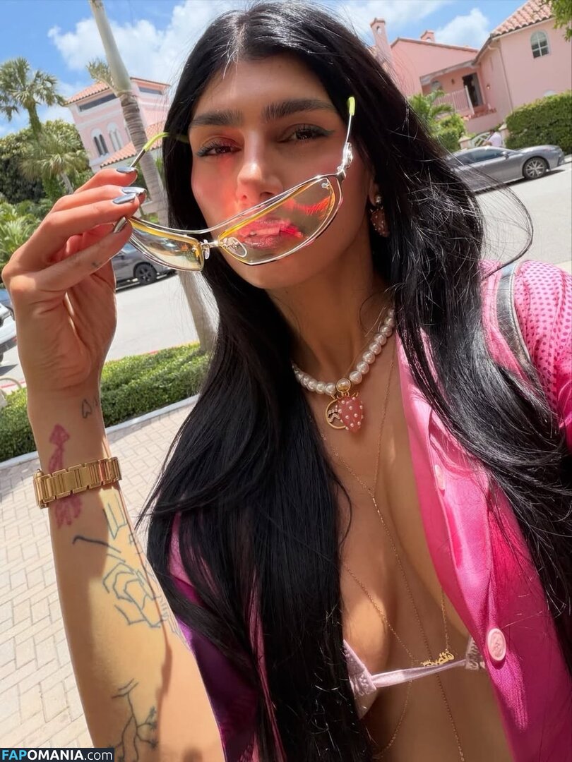 Mia Khalifa / https: / miakhalifa Nu OnlyFans  Photo fuitée #109