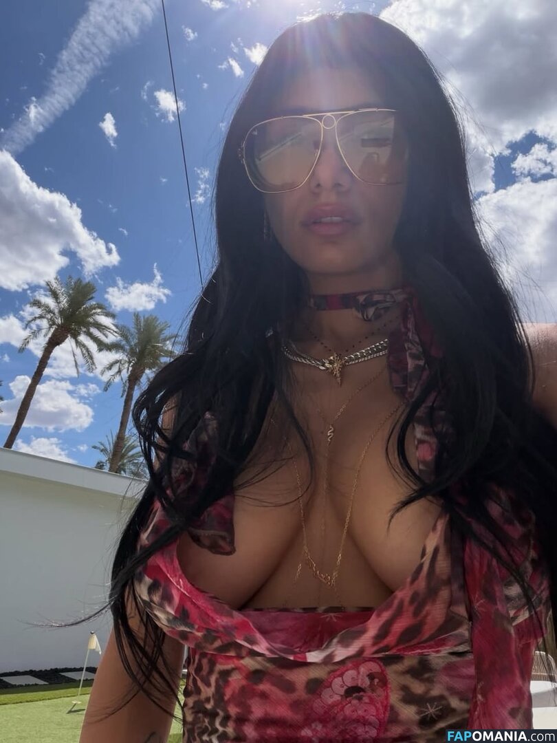 Mia Khalifa / https: / miakhalifa Nu OnlyFans  Photo fuitée #110