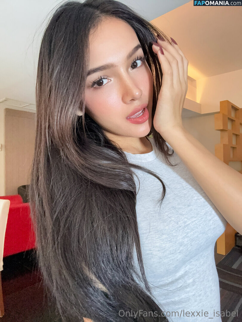 Mia Sabah / miaoinsabah / miasabahgurl Nu OnlyFans  Photo fuitée #2