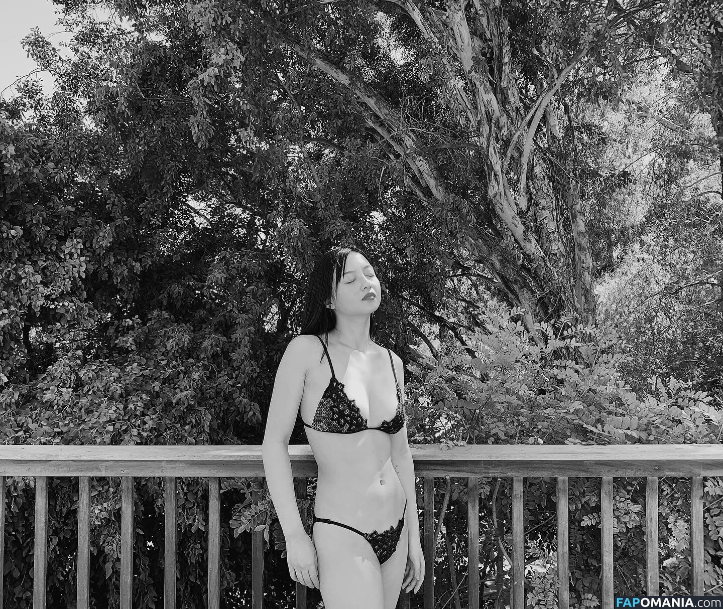 Michaela Zee / michaelazee / sheismichaela Nu OnlyFans  Photo fuitée #1