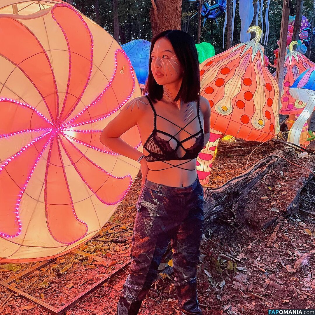 Michaela Zee / michaelazee / sheismichaela Nu OnlyFans  Photo fuitée #8