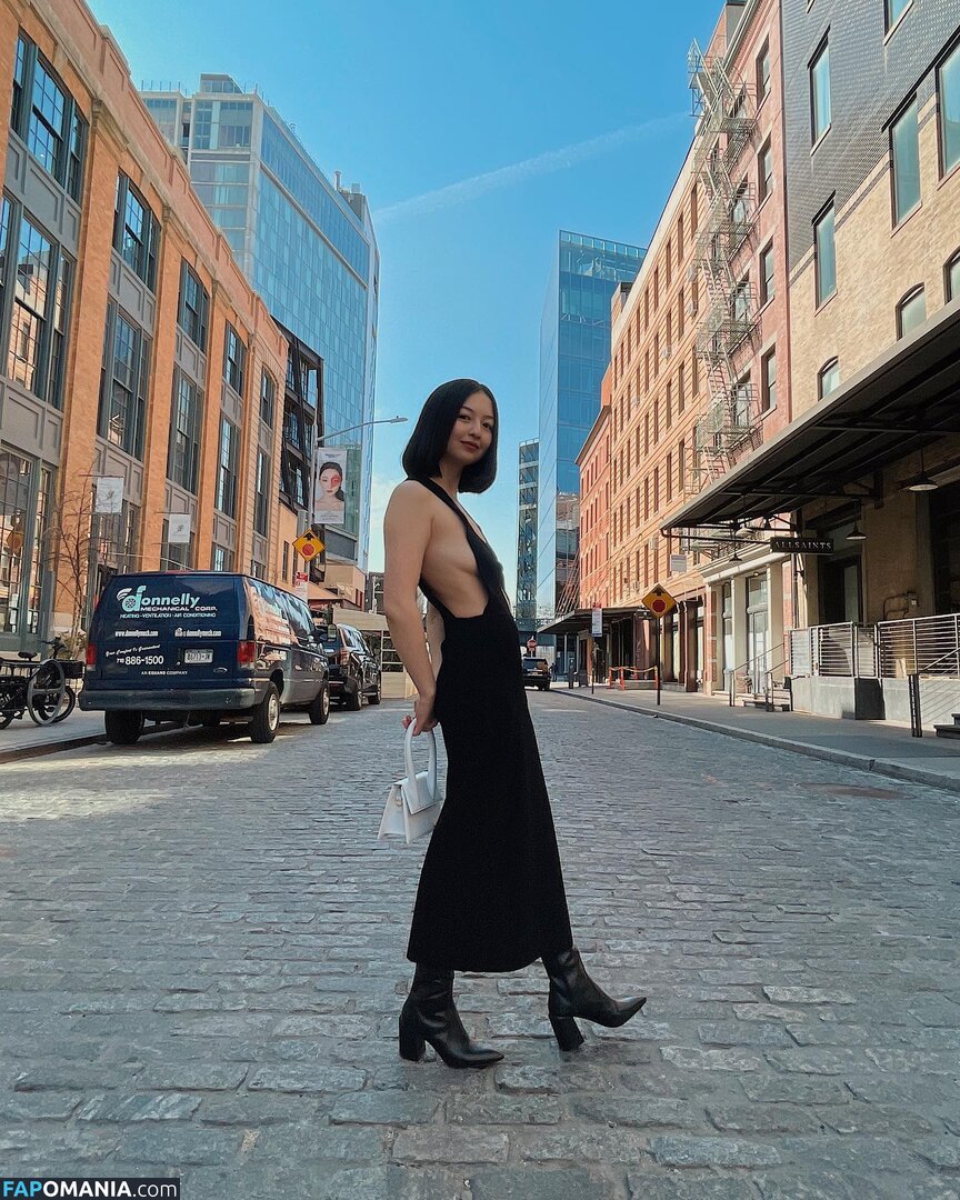 Michaela Zee / michaelazee / sheismichaela Nu OnlyFans  Photo fuitée #14