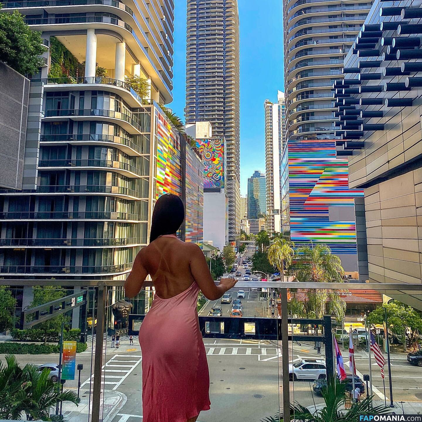 Michelle Benitez / michelle.beniteztv Nu OnlyFans  Photo fuitée #26