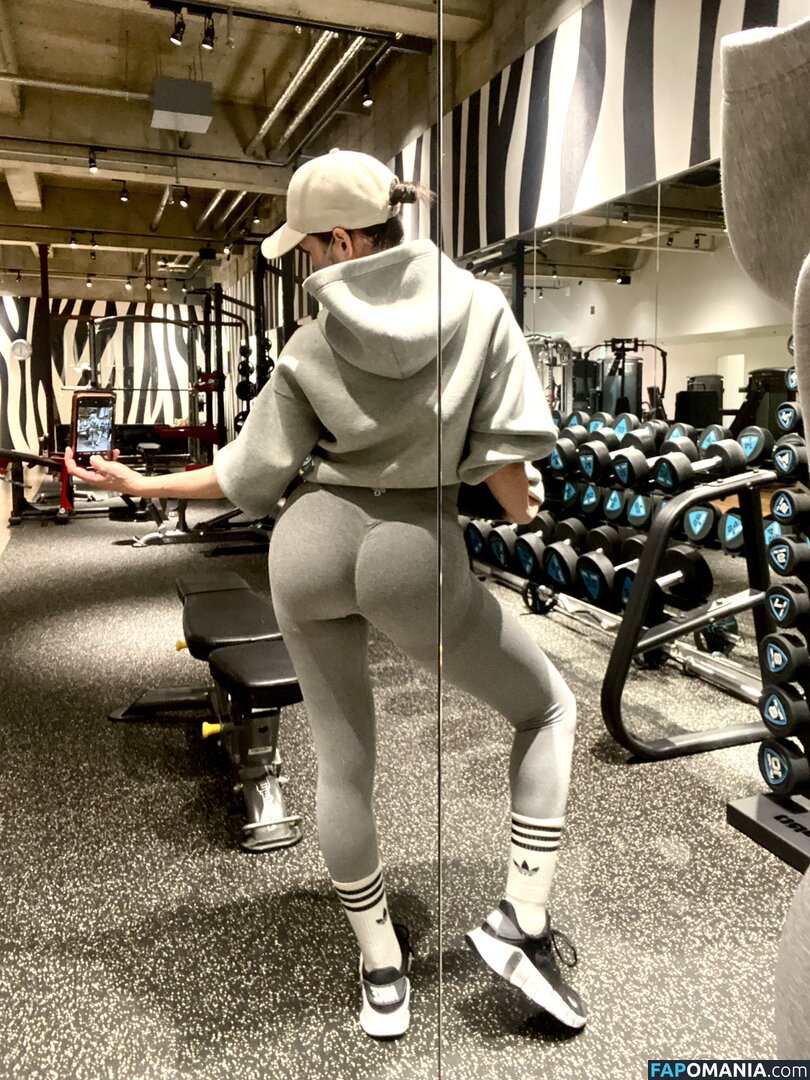 https: / mico_basementzoo / mico_bodymake Nu OnlyFans  Photo fuitée #9