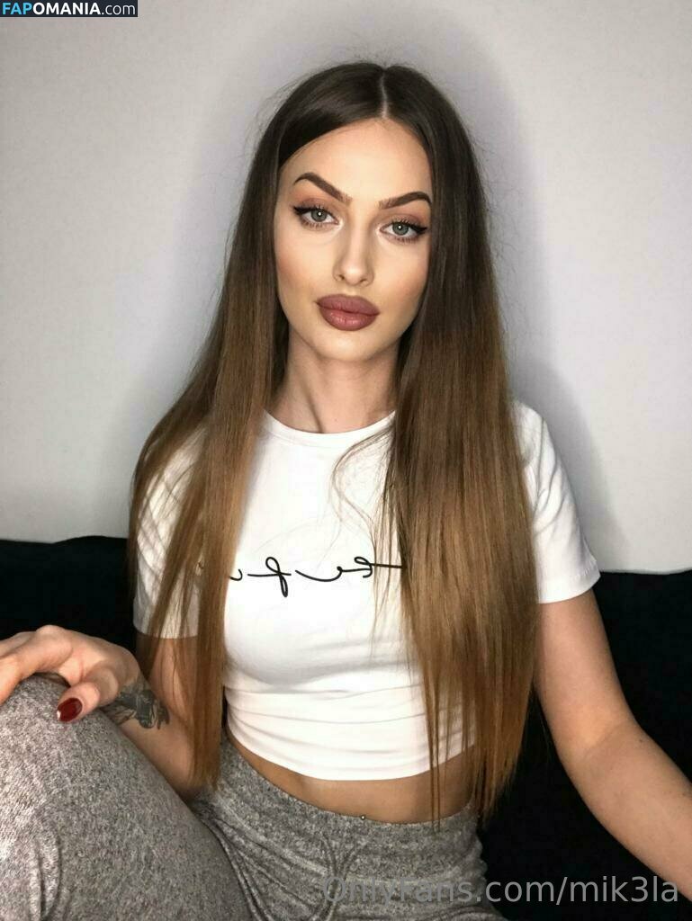 mi.ch3la / mik3la Nu OnlyFans  Photo fuitée #9