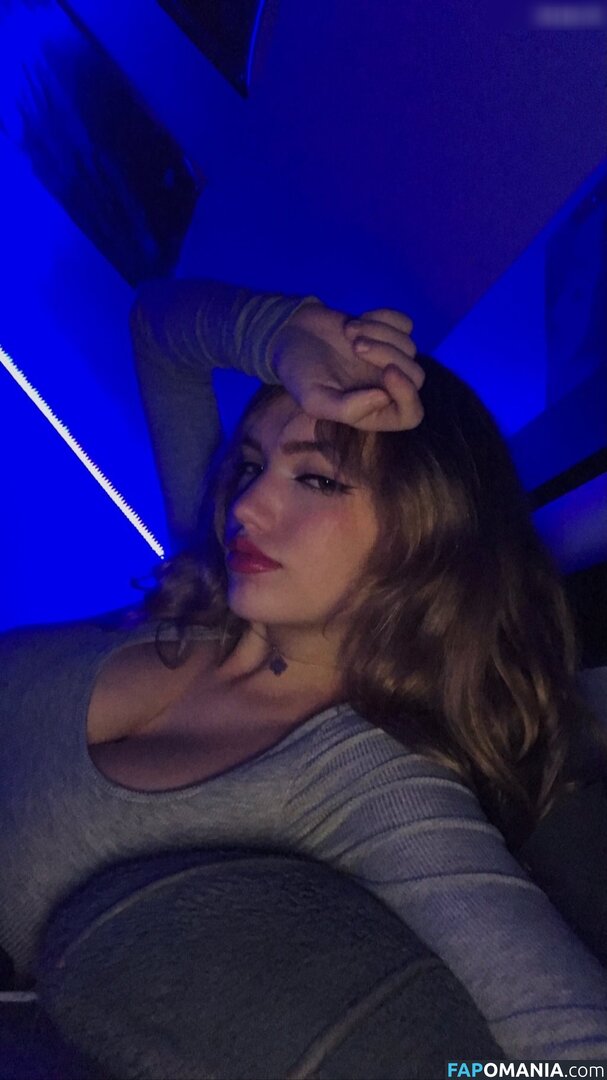 Mikah / Mikahhlynn / Myekuh / mikahlyynn Nu OnlyFans  Photo fuitée #228
