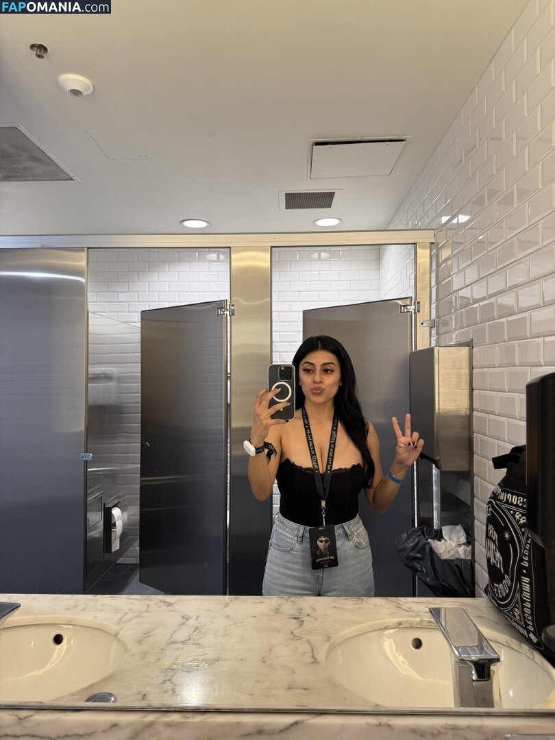 Mikasavader / https: Nu OnlyFans  Photo fuitée #1