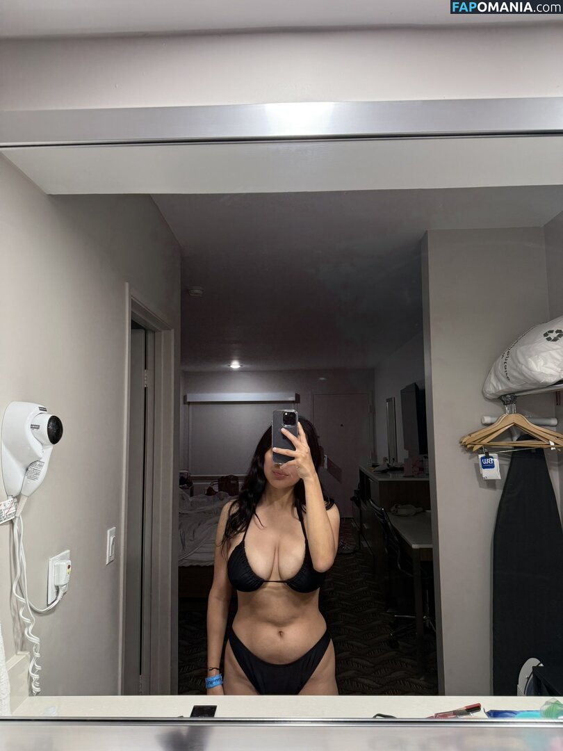 Mikasavader / https: Nu OnlyFans  Photo fuitée #6