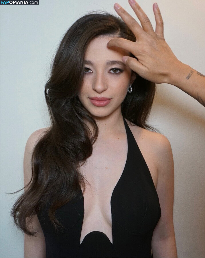 Mikey Madison / mikeyymadison / onlymikeyyyyy Nu OnlyFans  Photo fuitée #19