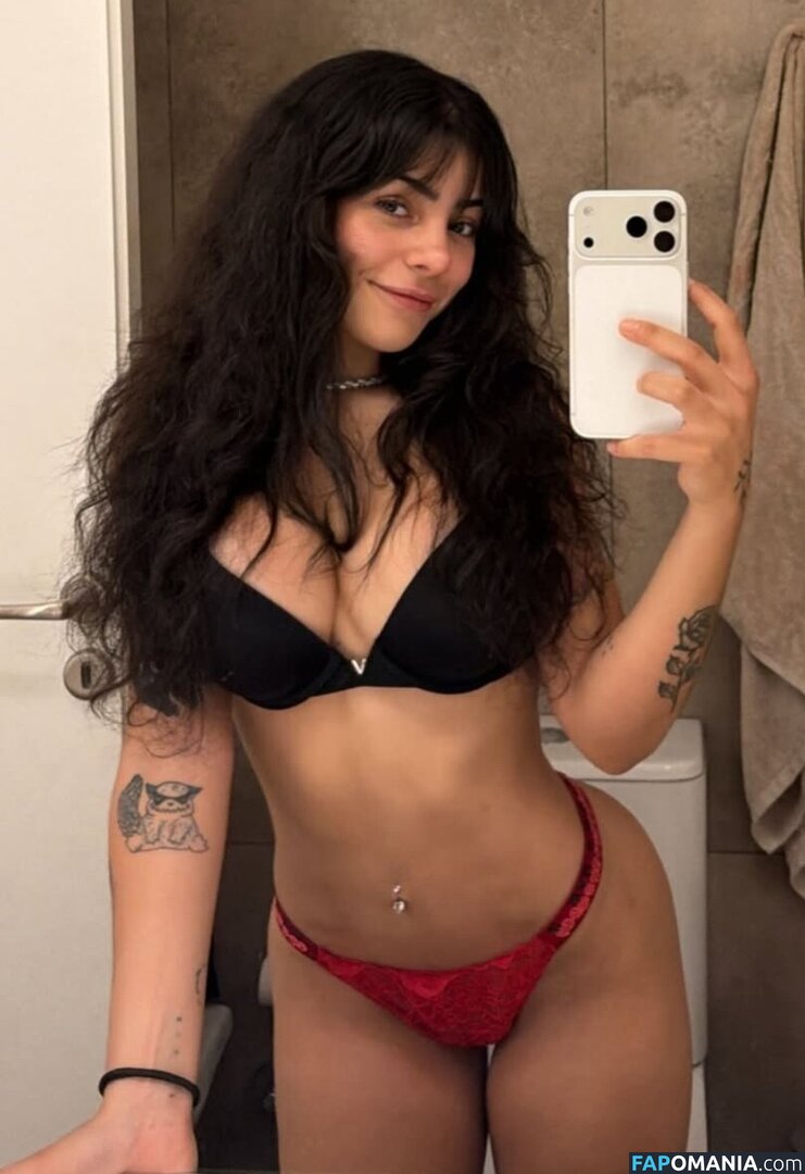 Milica_yb / https: / michiuwu18 Nu OnlyFans  Photo fuitée #54