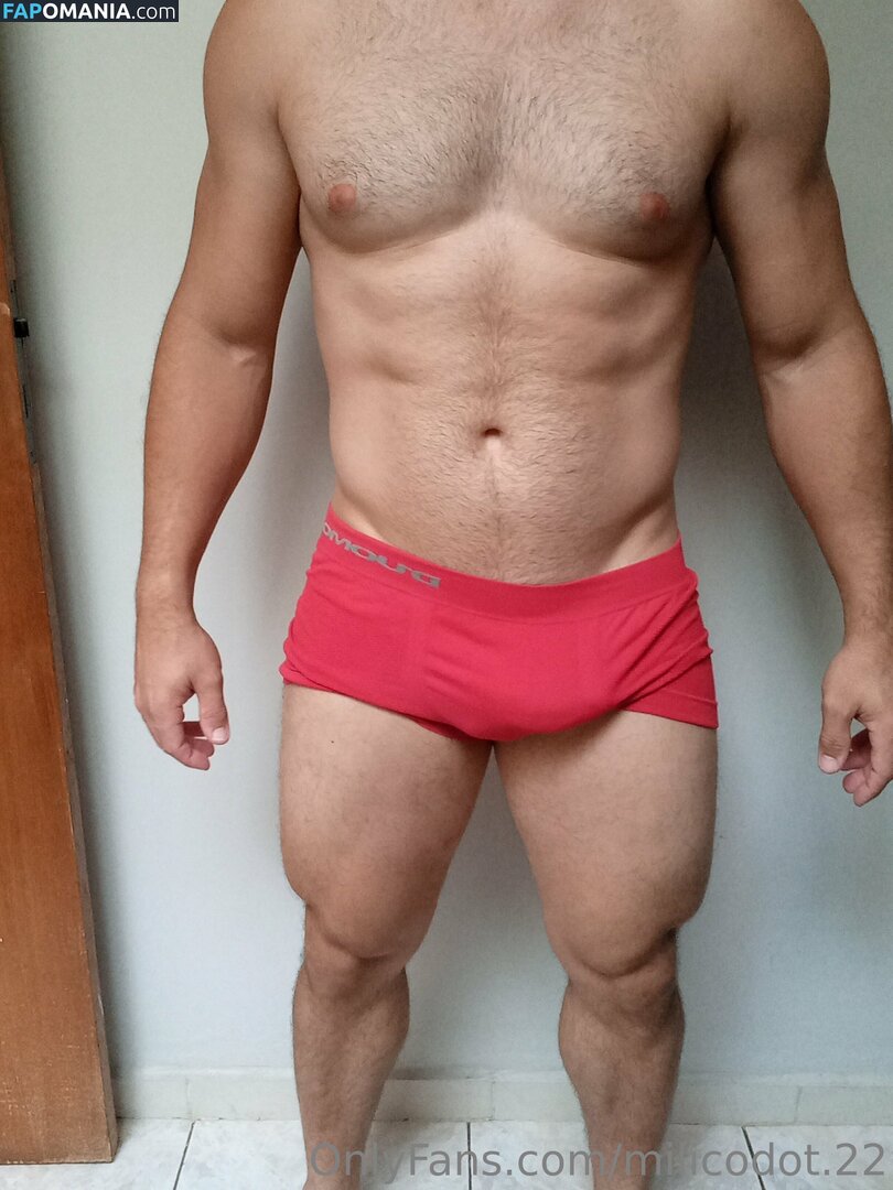 hmlclassof22bts / milicodot.22 Nu OnlyFans  Photo fuitée #10
